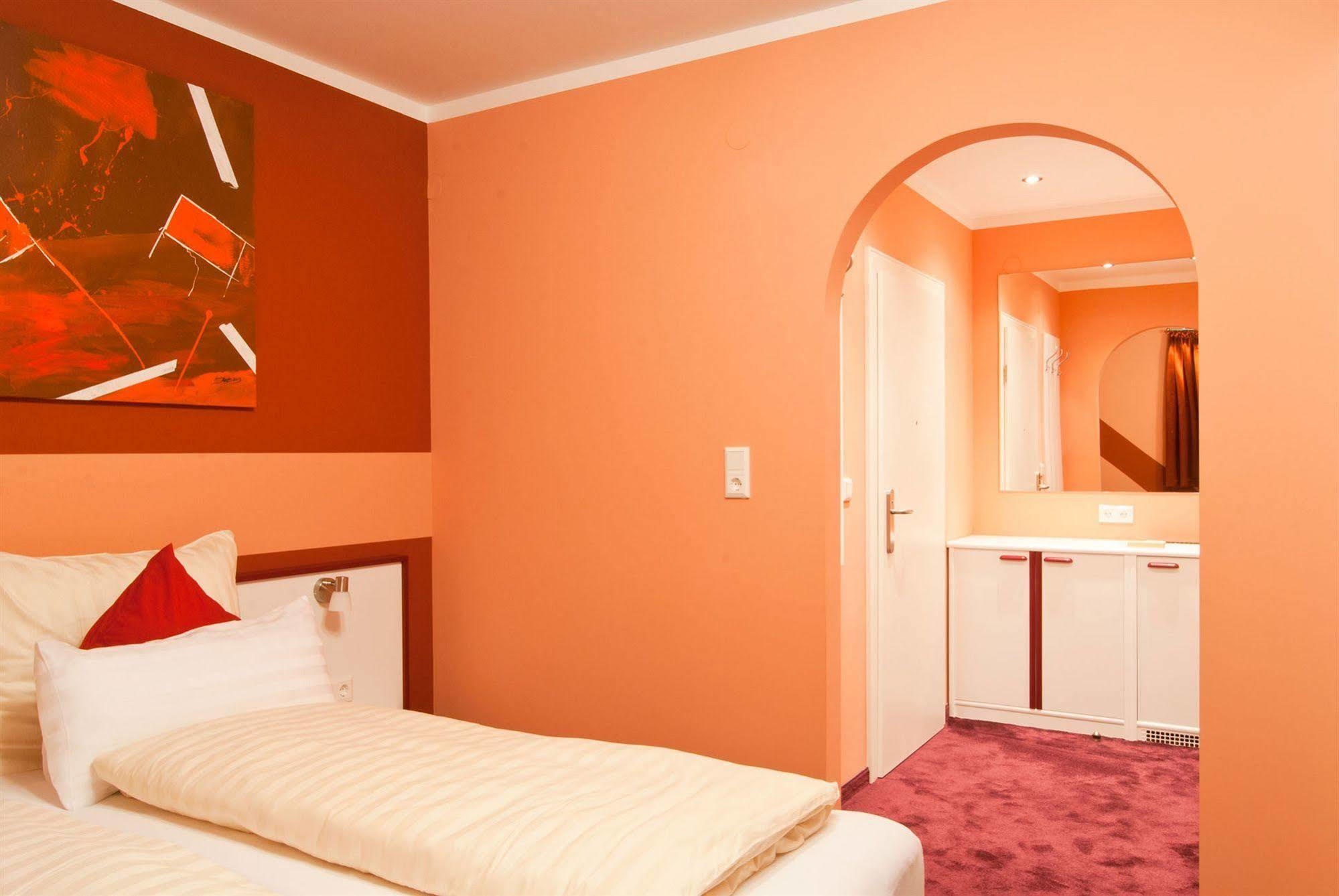 Hotel Residenz Hoessinger Karlstetten Esterno foto