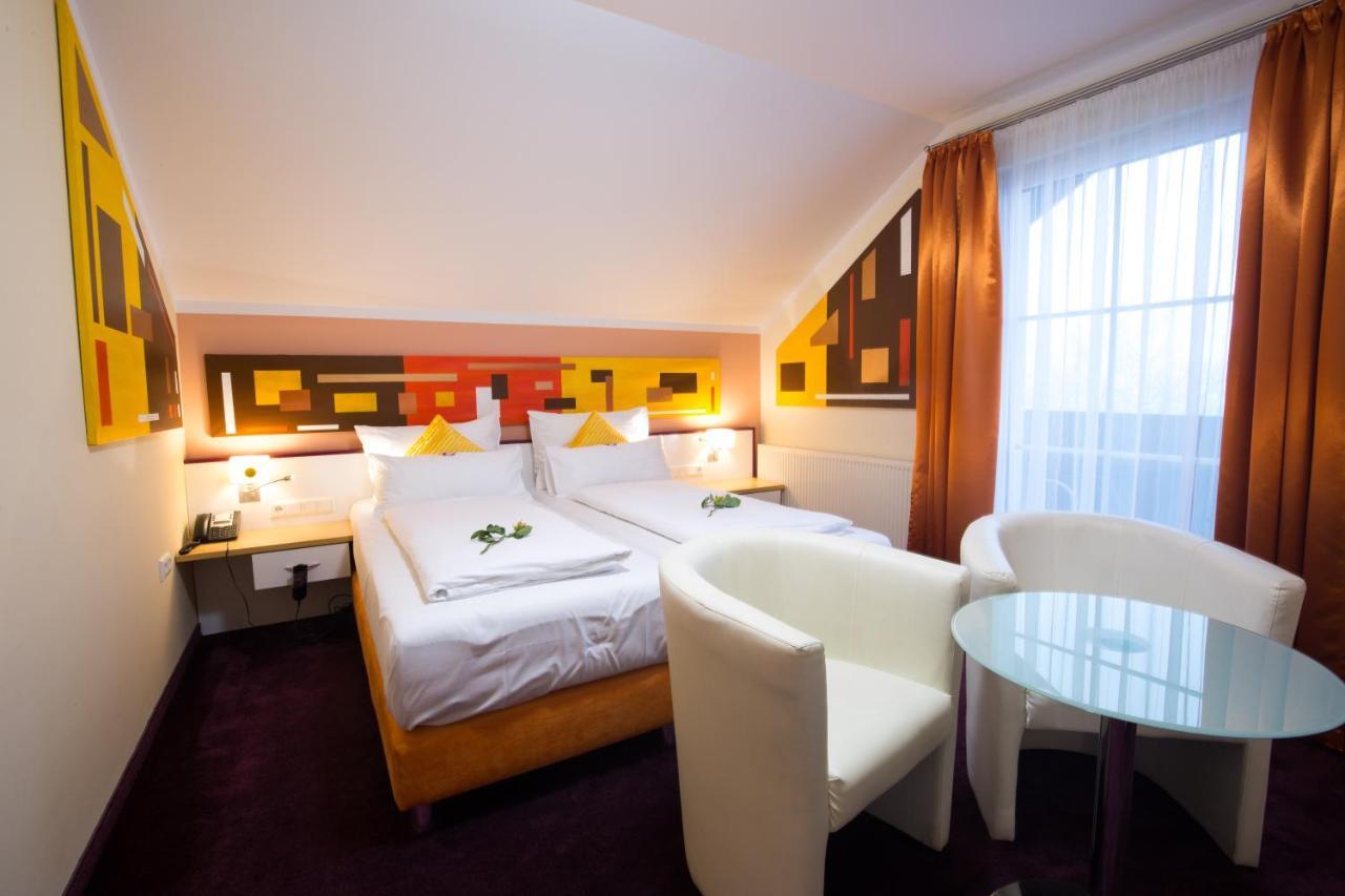 Hotel Residenz Hoessinger Karlstetten Esterno foto