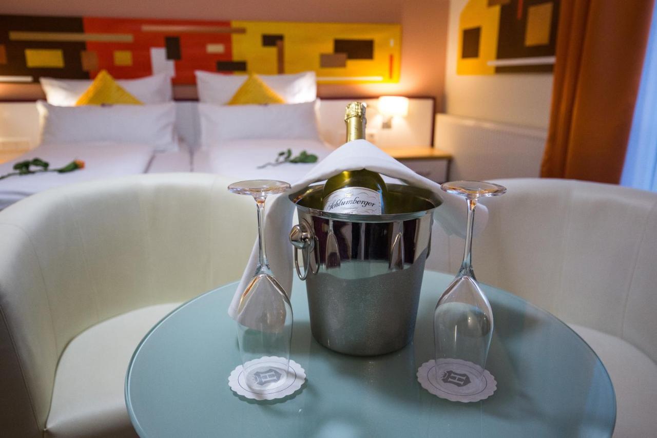 Hotel Residenz Hoessinger Karlstetten Esterno foto