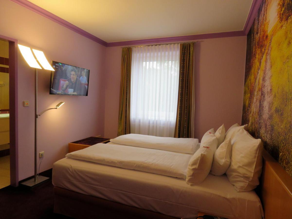 Hotel Residenz Hoessinger Karlstetten Esterno foto
